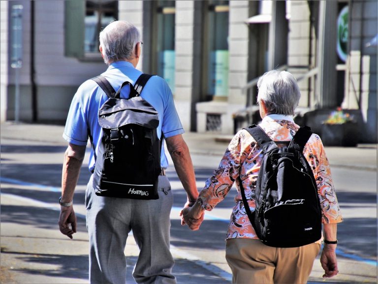 Backpack vs. Suitcase: Which is the Superior Travel Companion?